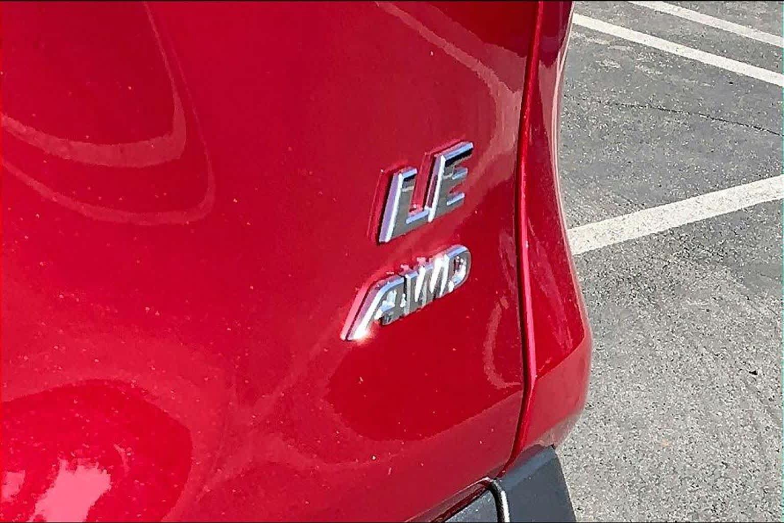 Certified 2025 Toyota RAV4 LE AWD/4WD image 9