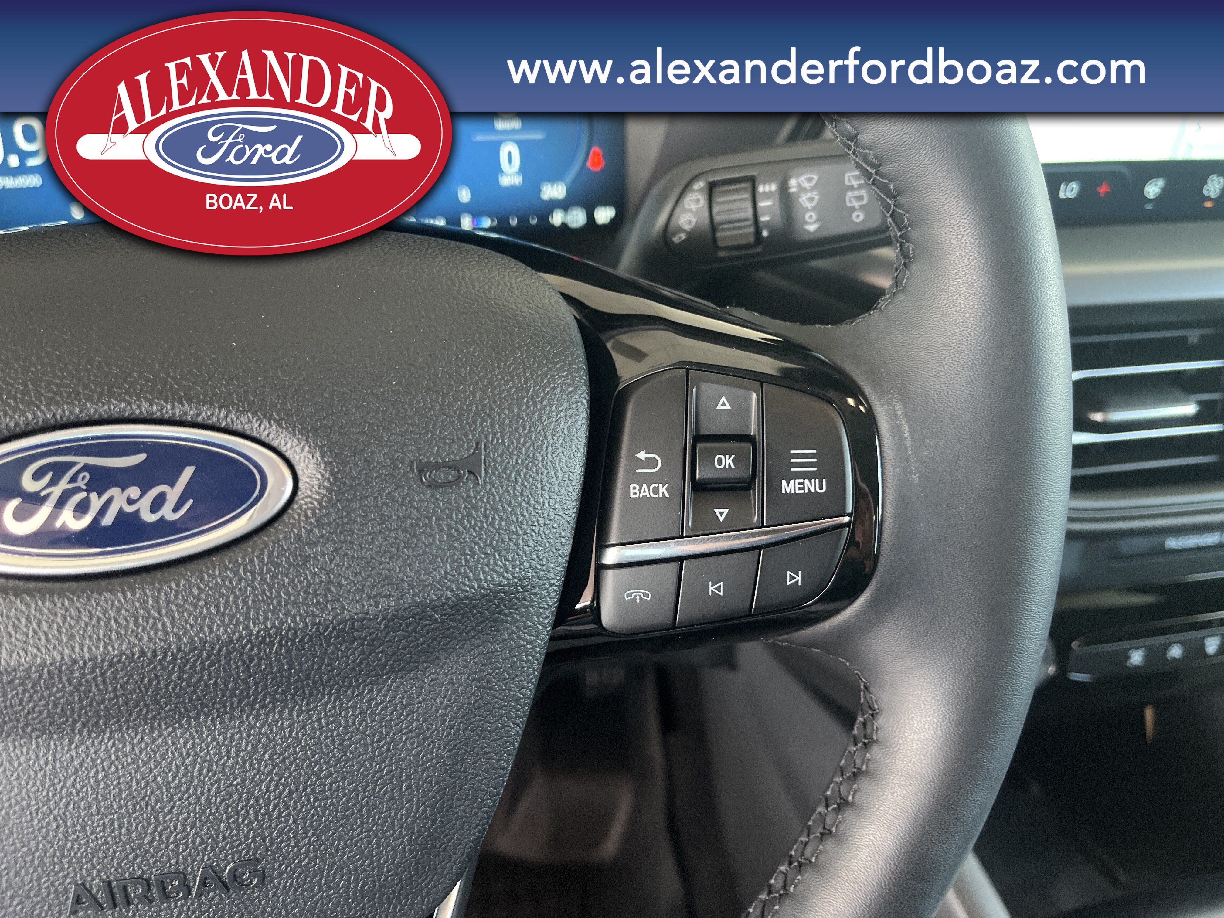 Used 2025 Ford Escape Active w/ Active Premium Tech Pack FWD image 28