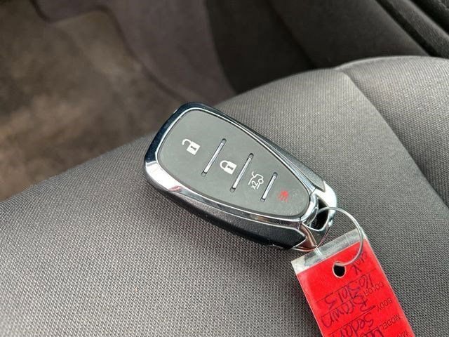 Used 2017 Chevrolet Malibu LT image 48