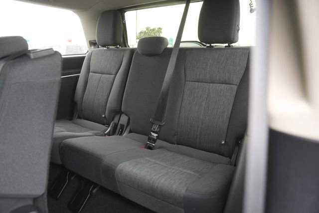 Used 2023 Ford Expedition XLT image 14