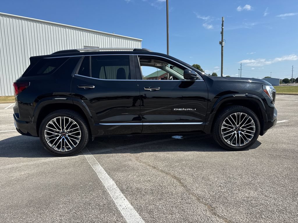 Used 2026 GMC Terrain Denali AWD/4WD image 8