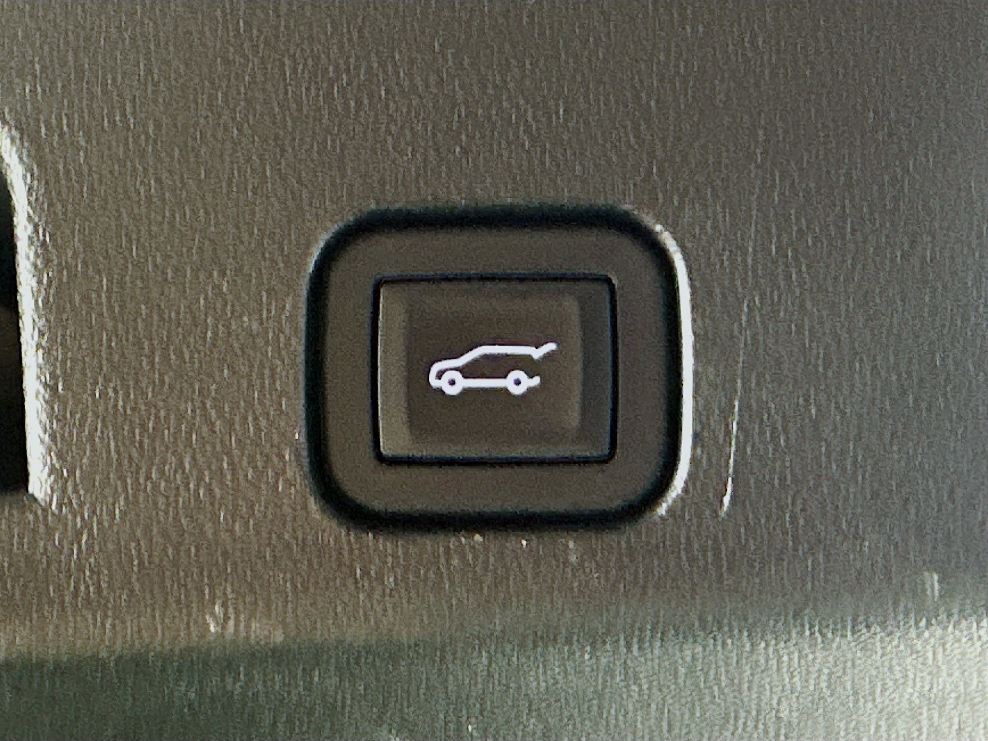 Used 2025 Chevrolet Traverse LT image 31