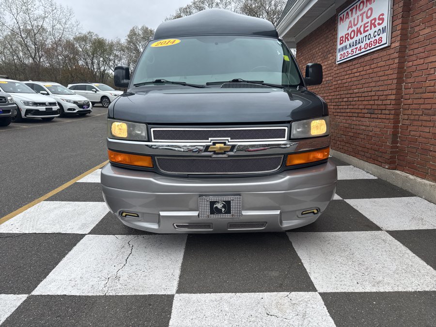 Used 2014 Chevrolet Express 2500 Extended RWD image 6
