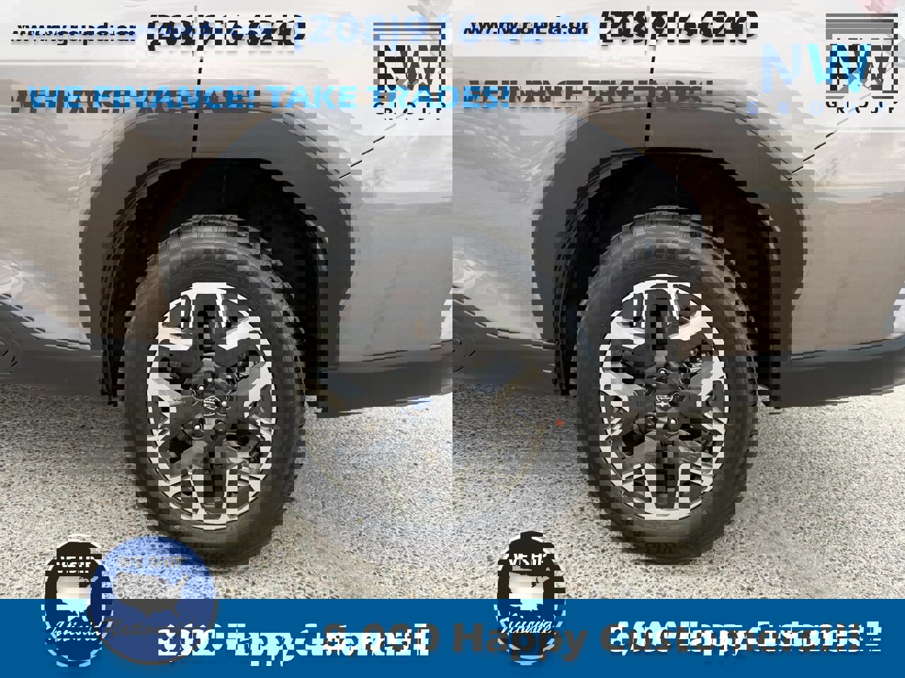 Used 2025 Subaru Forester Premium w/ Convenience Package #1 image 32