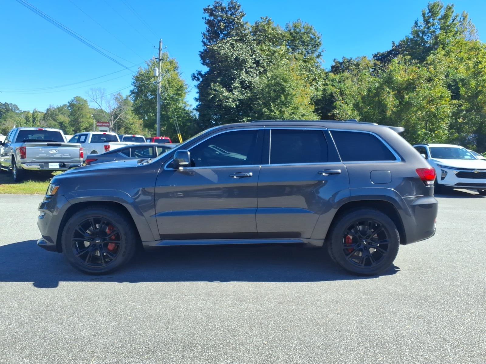 Used 2015 Jeep Grand Cherokee SRT w/ Trailer Tow Group IV AWD/4WD image 5
