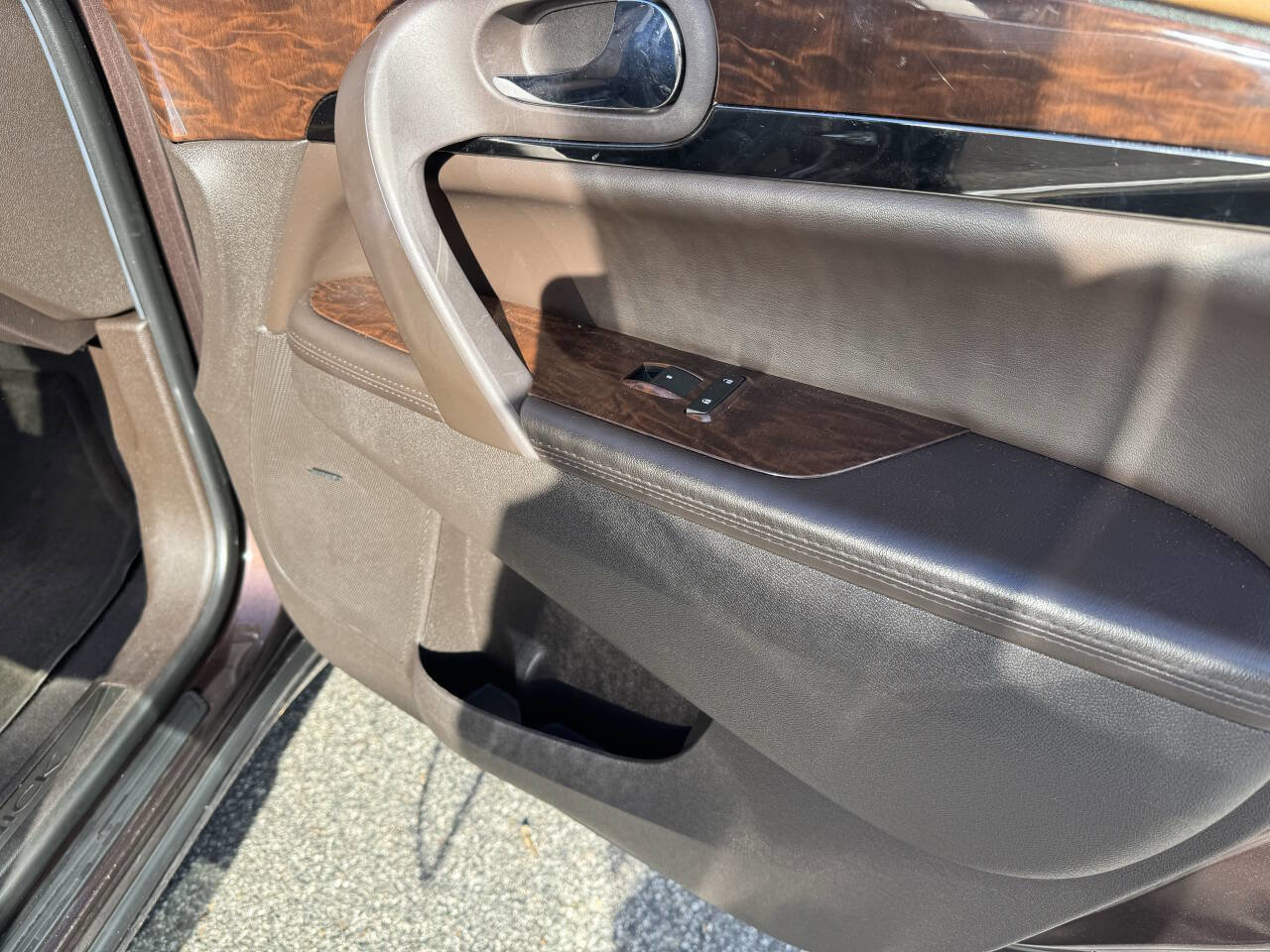 Used 2015 Buick Enclave Premium w/ Trailering Package image 15