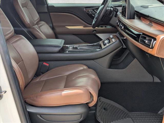 Used 2020 Lincoln Aviator Reserve w/ Equipment Group 201A image 24