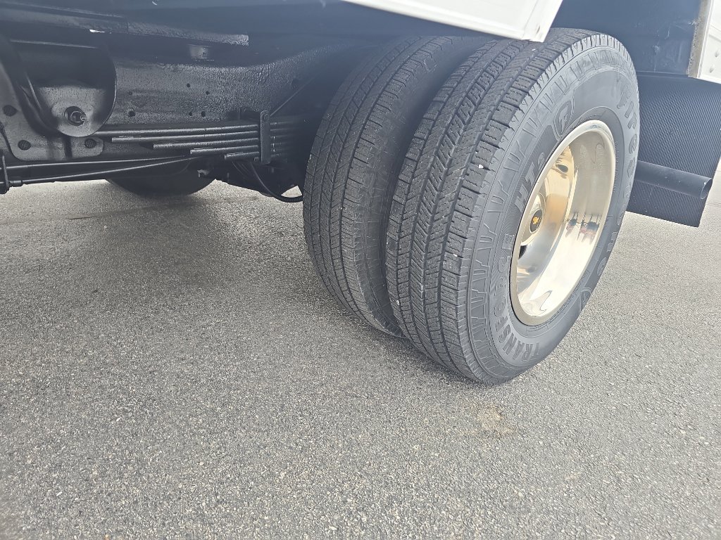 Used 2012 Chevrolet Express 3500 image 14