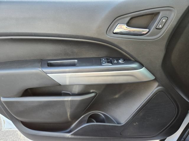 Used 2022 Chevrolet Colorado LT w/ Fleet Safety Package RWD image 33