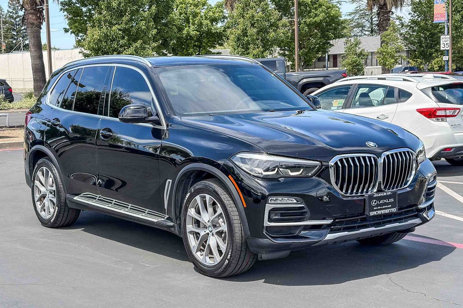 Used 2019 BMW X5 xDrive40i w/ Convenience Package AWD/4WD image 5