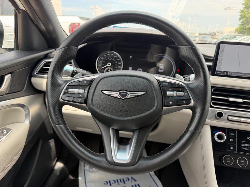 Used 2025 Genesis G70 2.5T AWD/4WD image 10