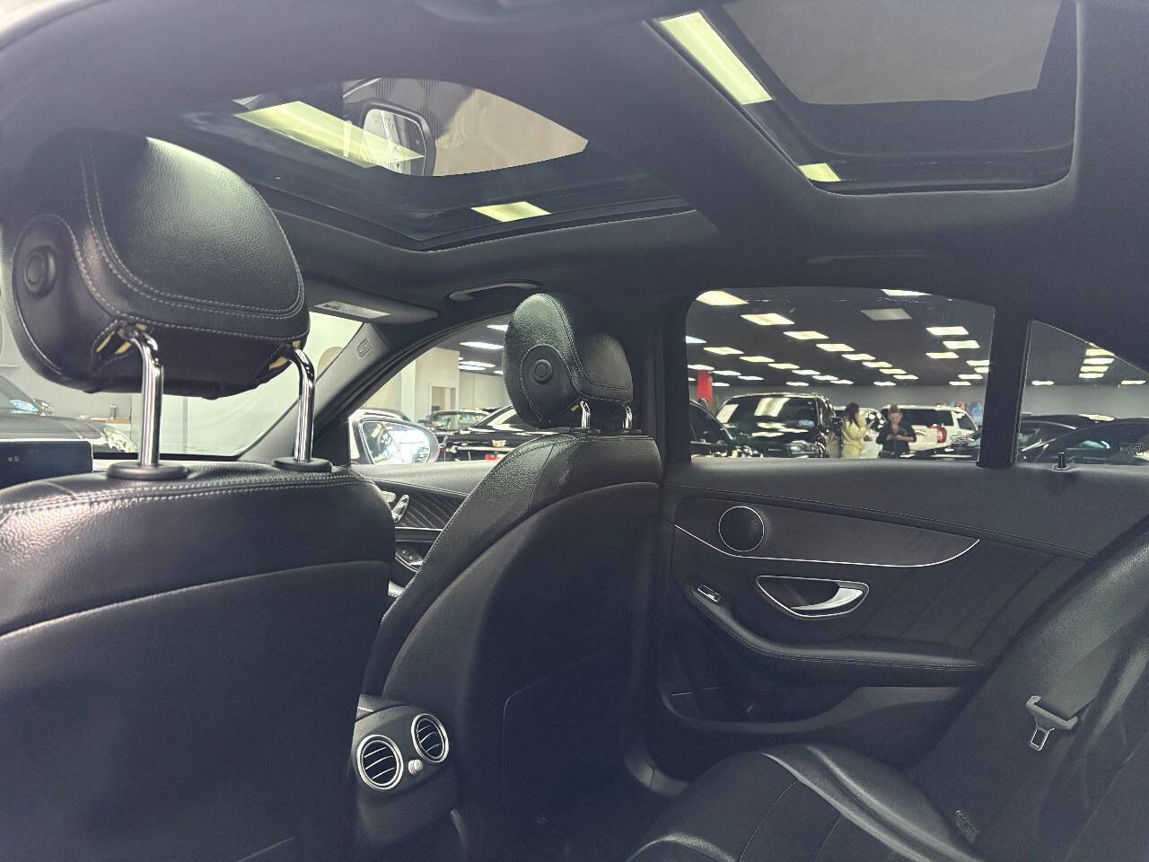 Used 2016 Mercedes-Benz C 300 Luxury image 32