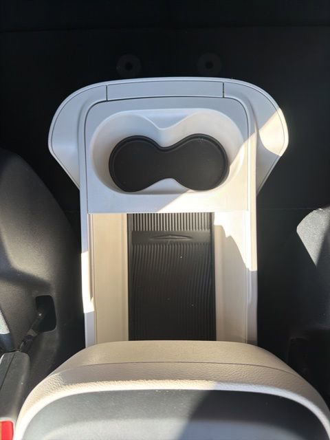 Used 2023 Chrysler Pacifica Touring-L image 19