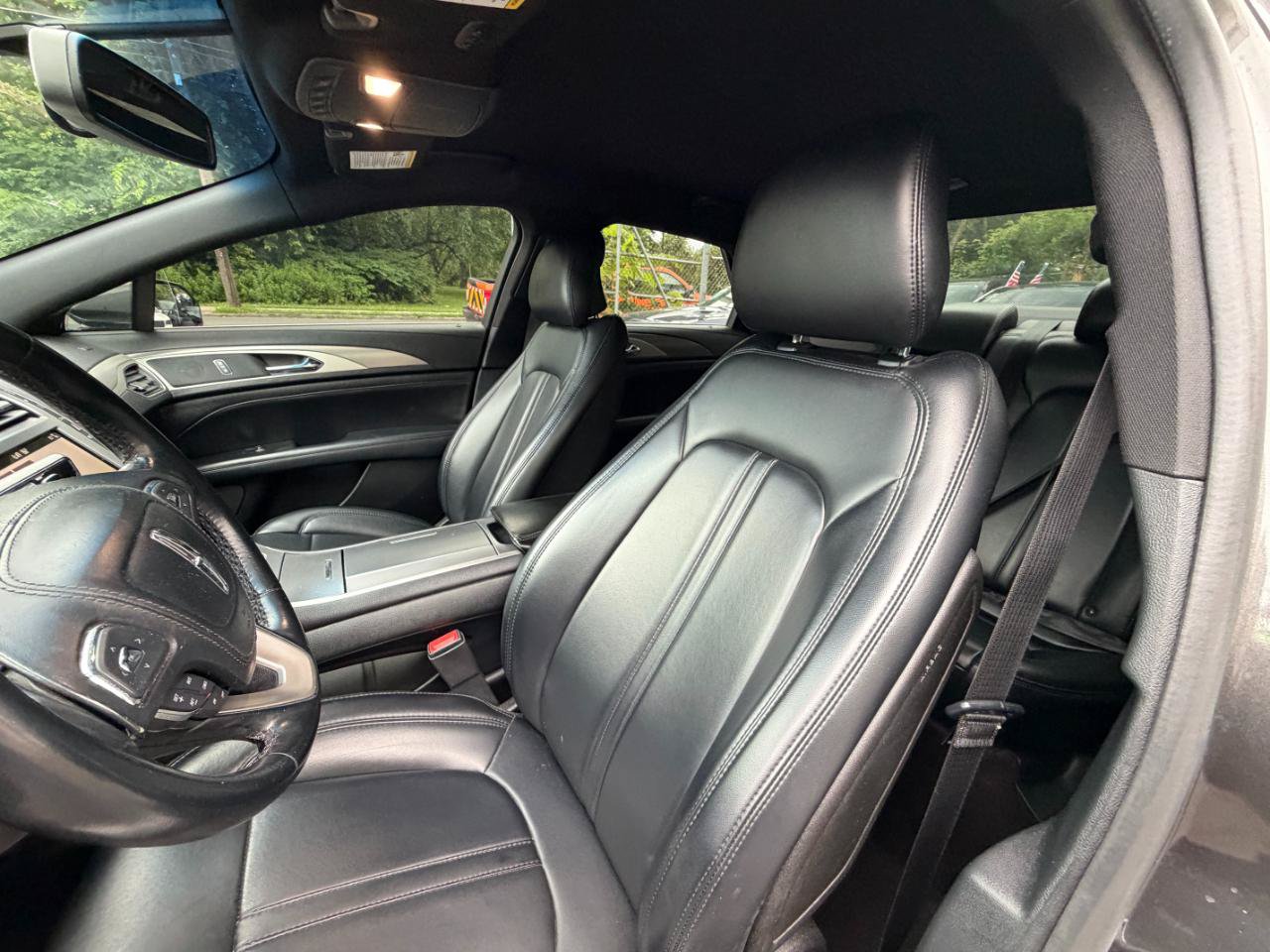 Used 2017 Lincoln MKZ Premiere FWD image 22