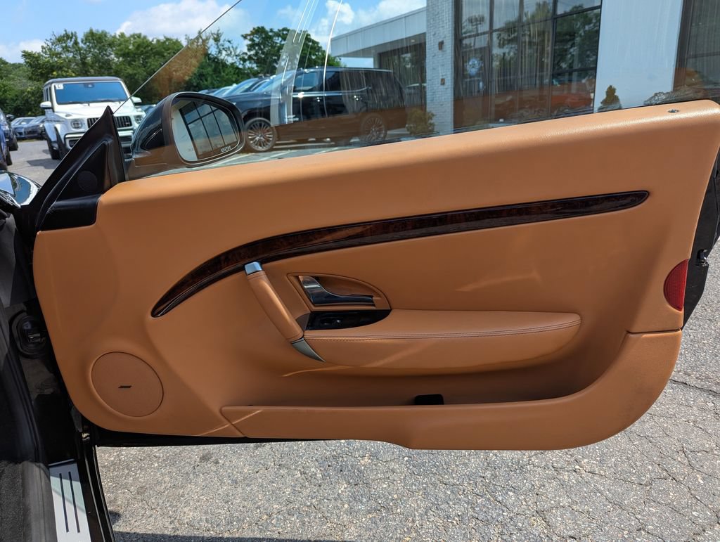 Used 2011 Maserati GranTurismo Convertible RWD image 28