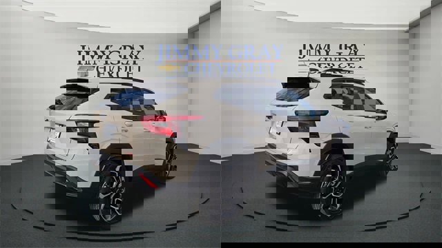 New 2026 Chevrolet Trax RS w/ Sunroof Package image 3