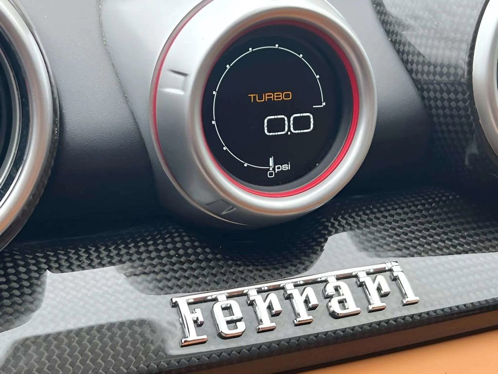 Used 2016 Ferrari California T image 17