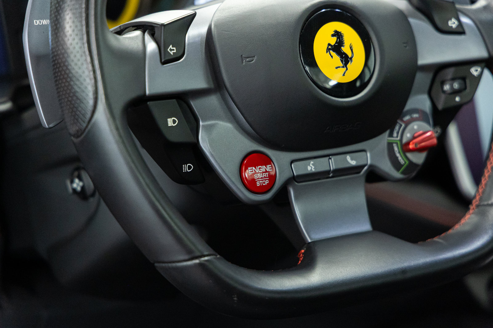 Used 2020 Ferrari Portofino RWD image 51