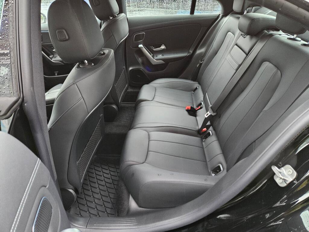 Used 2024 Mercedes-Benz CLA 250 4MATIC image 19