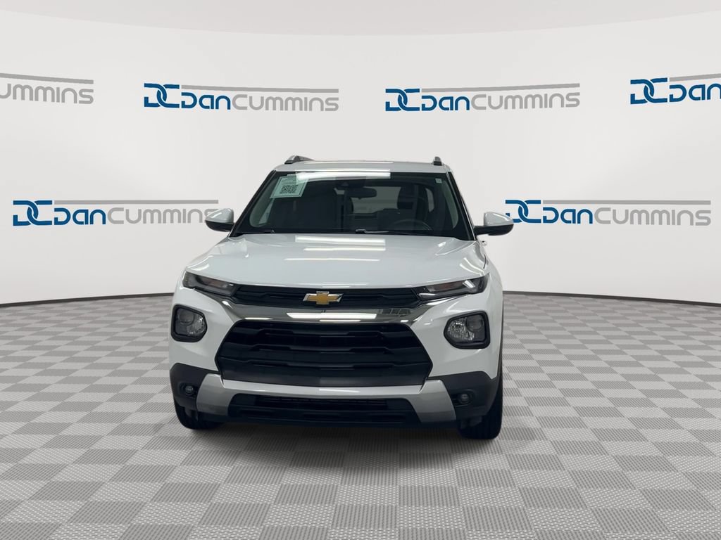 Used 2023 Chevrolet TrailBlazer LT FWD image 3