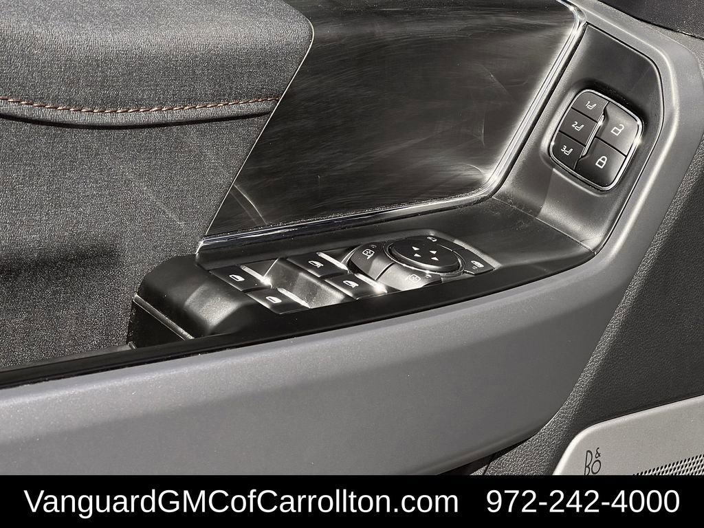 Used 2025 Ford F150 Lariat w/ Equipment Group 501A Mid image 24