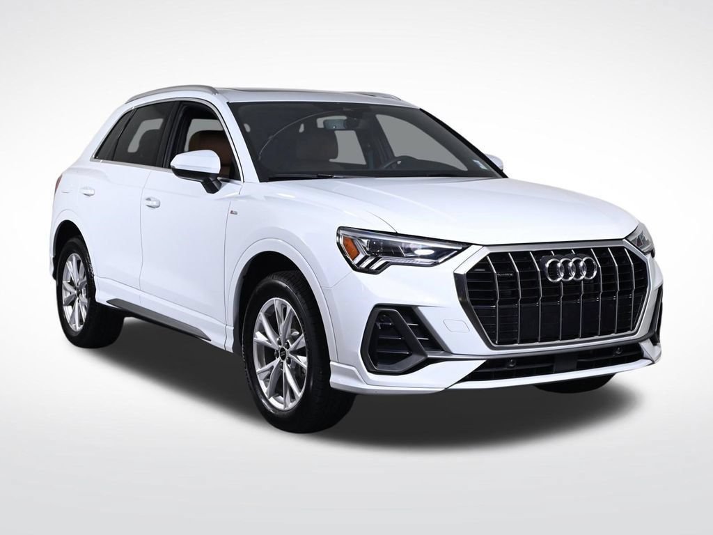 Used 2025 Audi Q3 2.0T Premium w/ Convenience Package AWD/4WD image 7