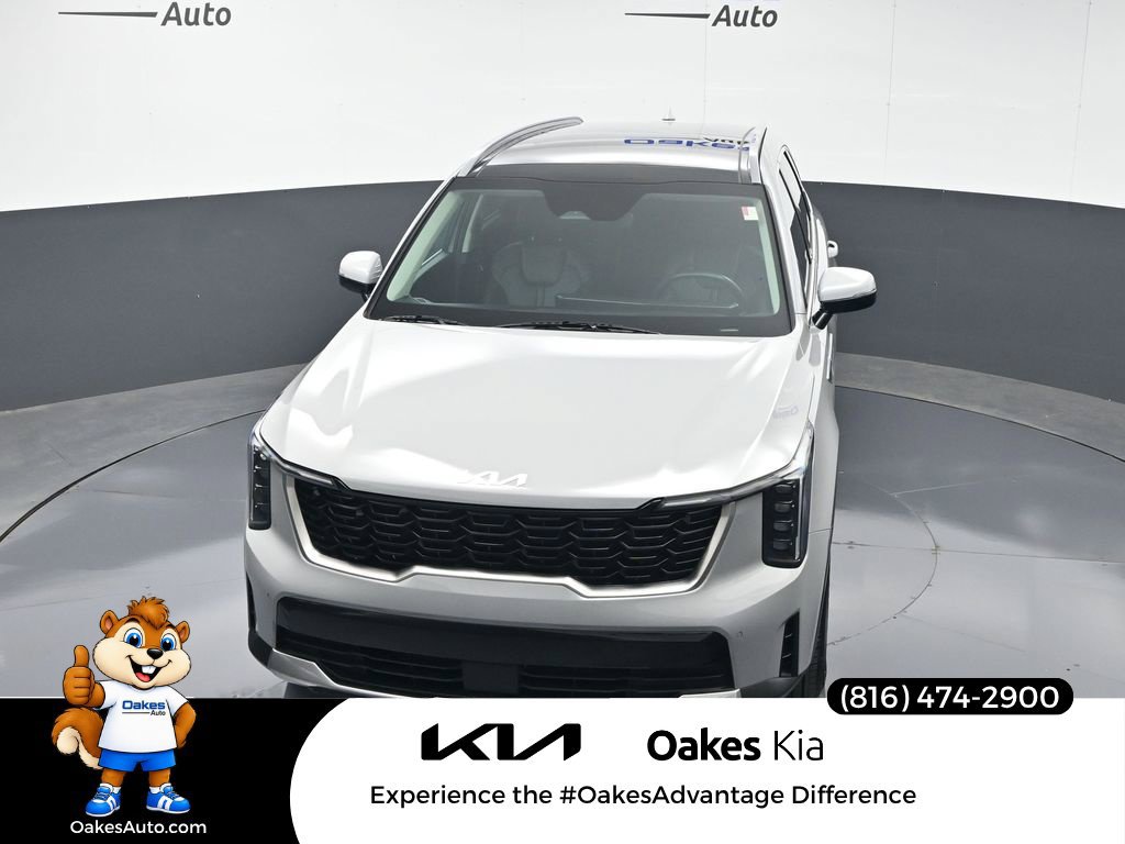 Certified 2026 Kia Sorento S w/ S Panoramic Sunroof Package FWD image 48
