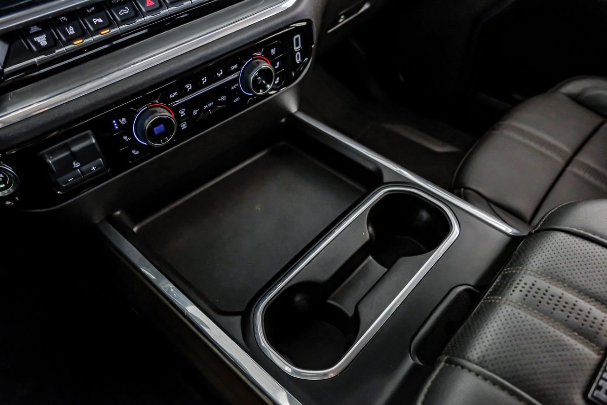 Used 2025 Chevrolet Silverado 3500 High Country w/ High Country Premium Package image 27