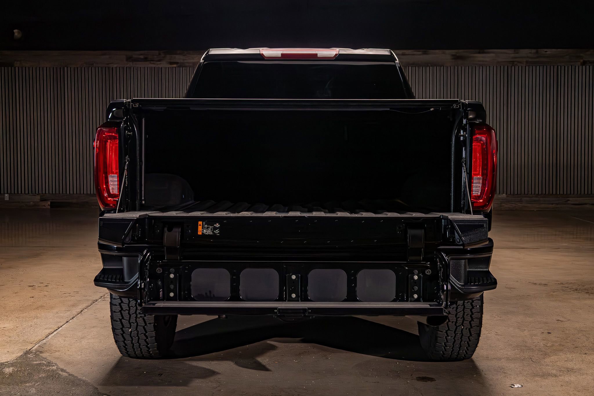 Used 2022 GMC Sierra 2500 AT4 AWD/4WD image 8
