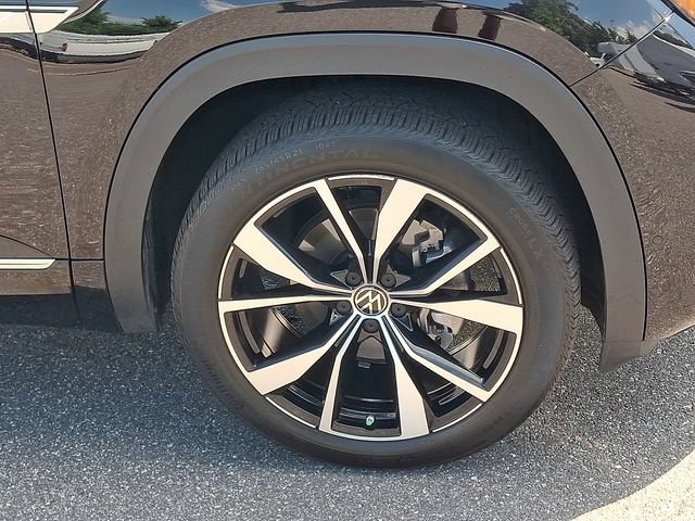 Used 2024 Volkswagen Atlas Cross Sport SEL Premium R-Line AWD/4WD image 29