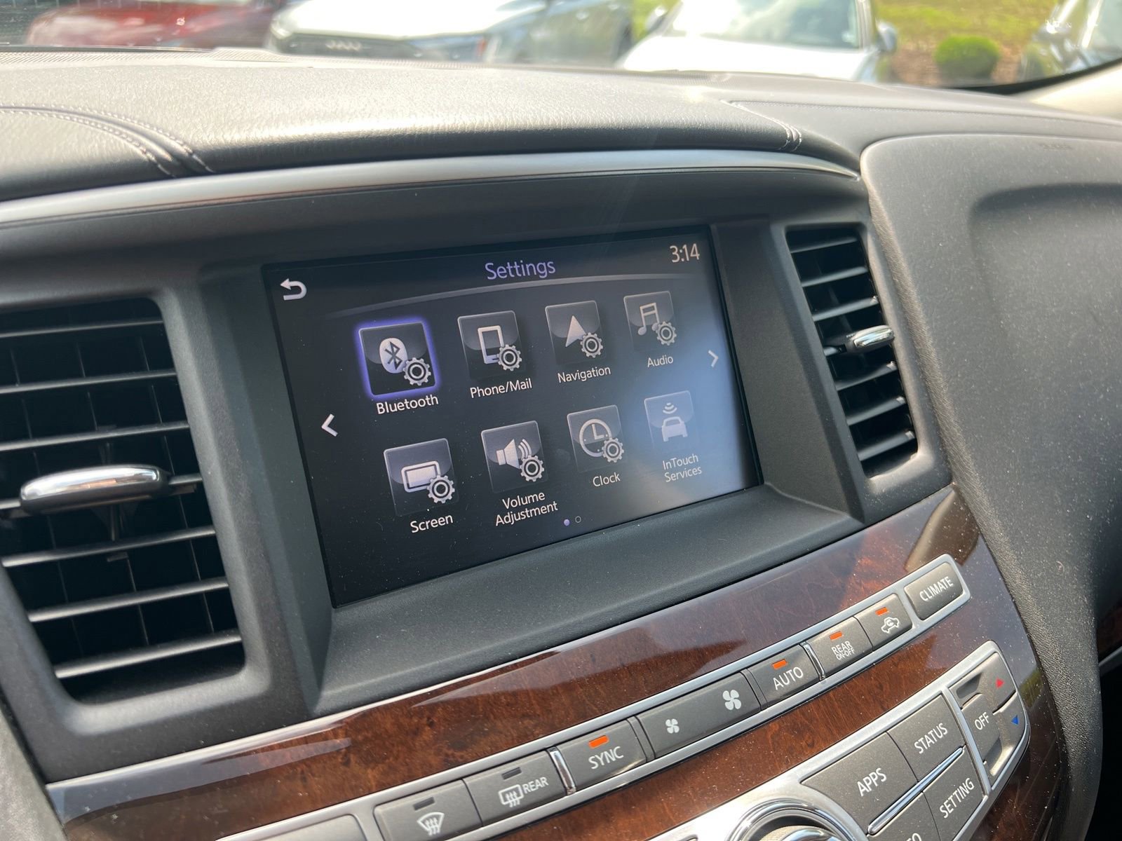 Used 2019 INFINITI QX60 Luxe w/ Sensory Package FWD image 19