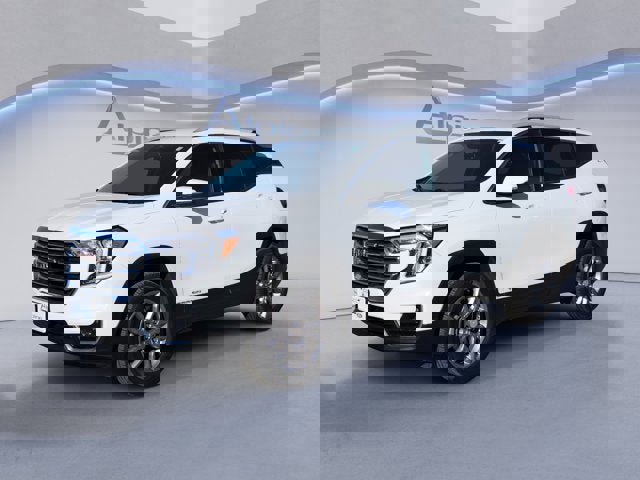 Used 2024 GMC Terrain SLT