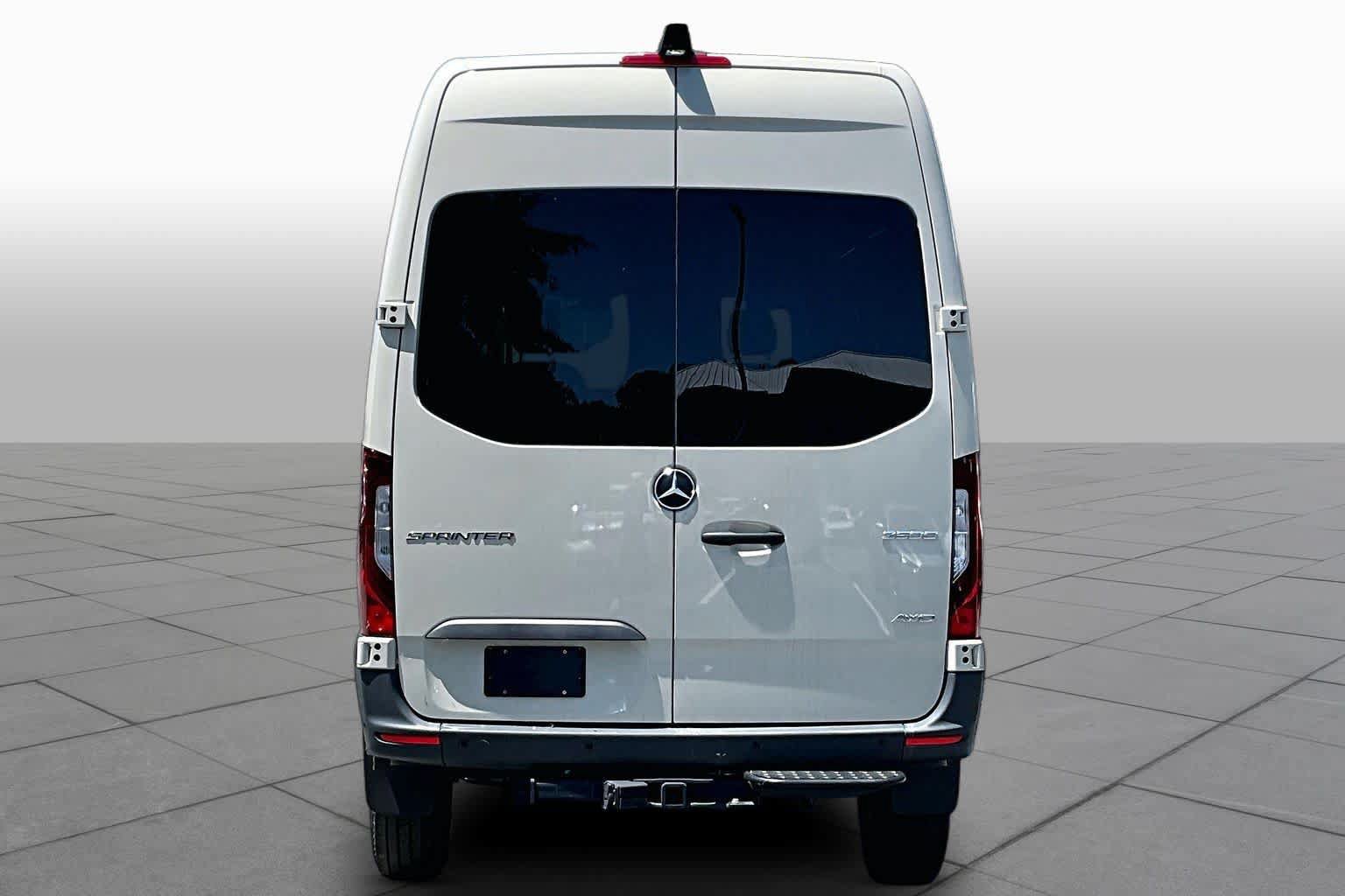 New 2025 Mercedes-Benz Sprinter 2500 image 4
