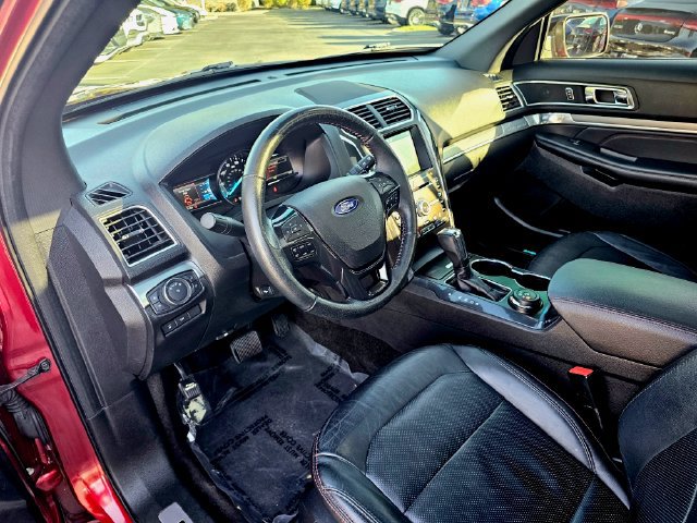 Used 2017 Ford Explorer Sport w/ Equipment Group 401A AWD/4WD image 17