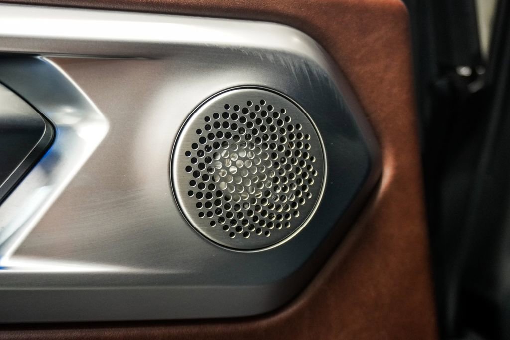 Used 2024 BMW XM image 11