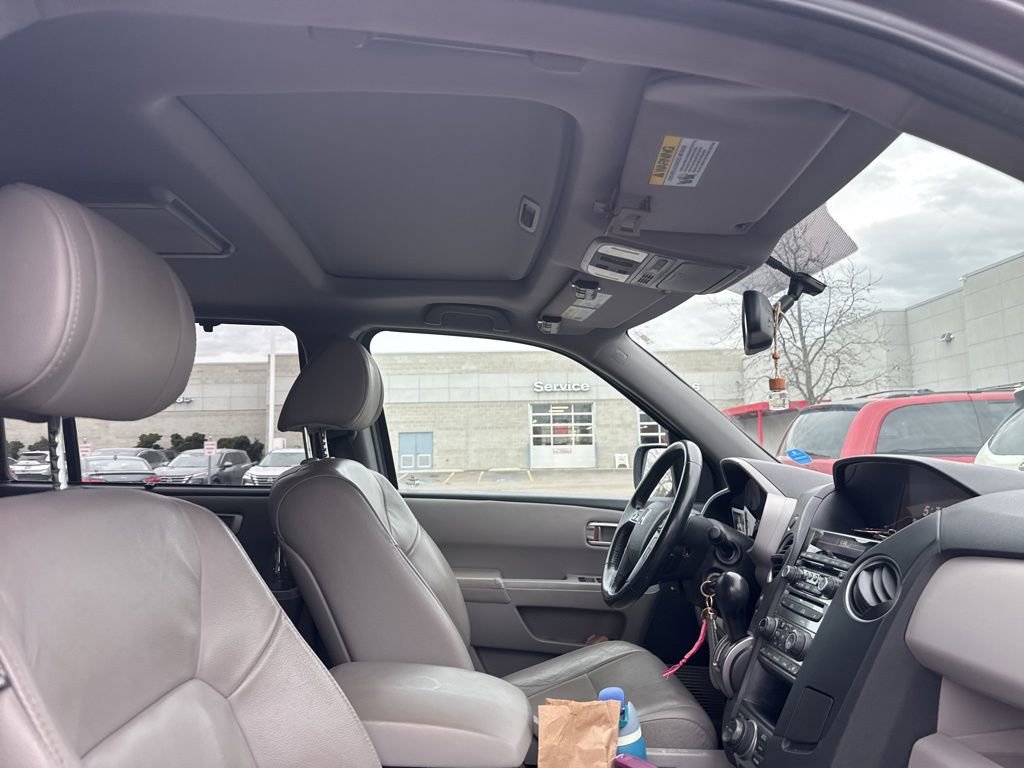 Used 2014 Honda Pilot Touring image 10