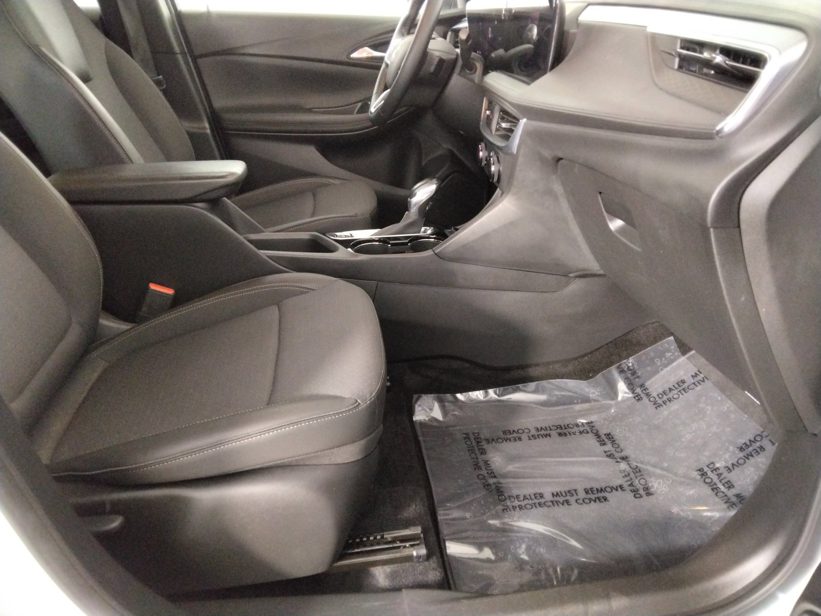 Used 2024 Buick Encore GX Preferred FWD image 31