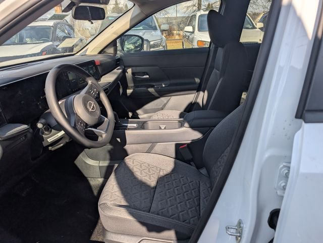New 2026 Nissan Kicks SV w/ SV Premium Package AWD/4WD image 14