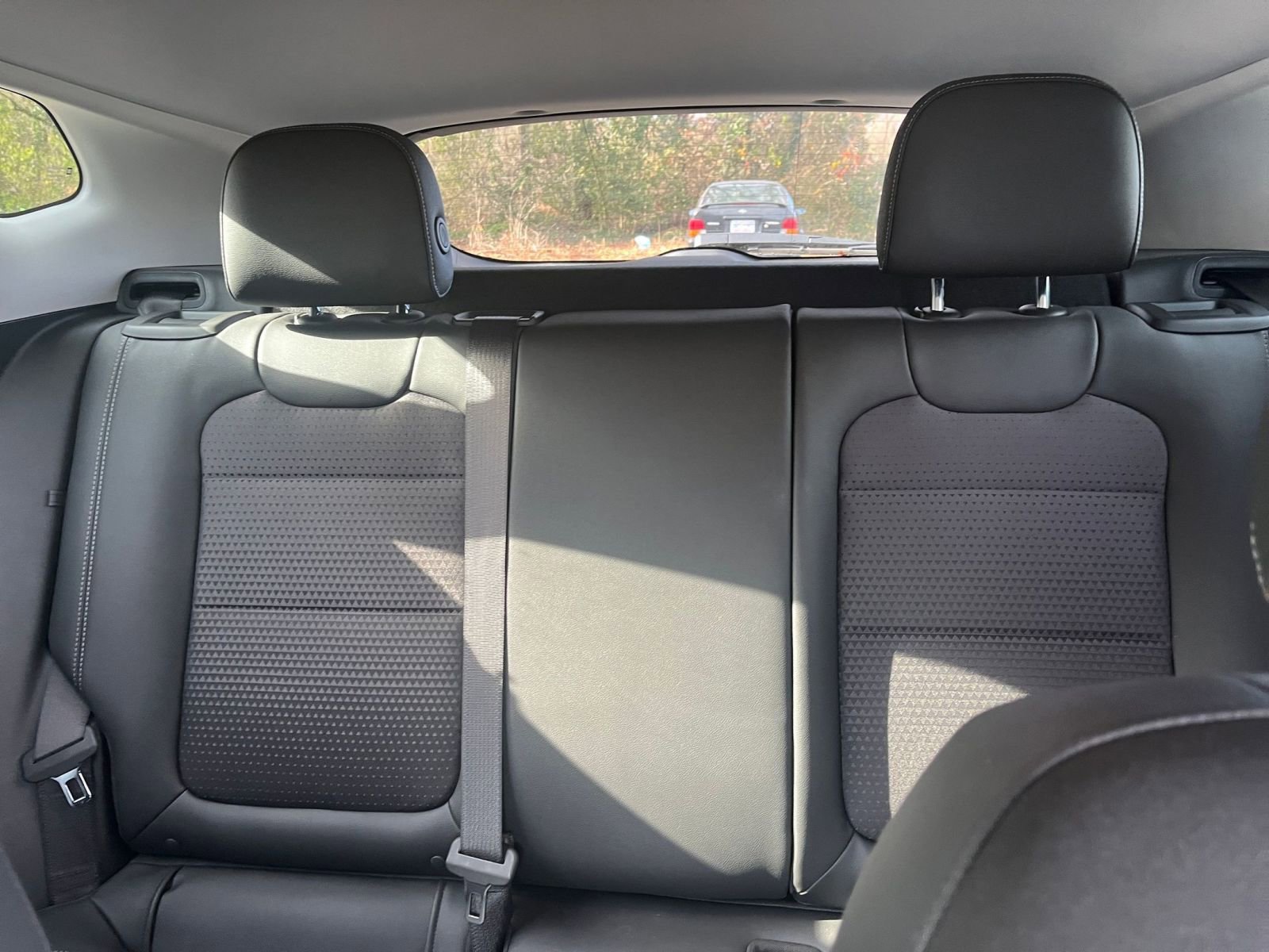 Used 2025 Chevrolet Trax LT image 36