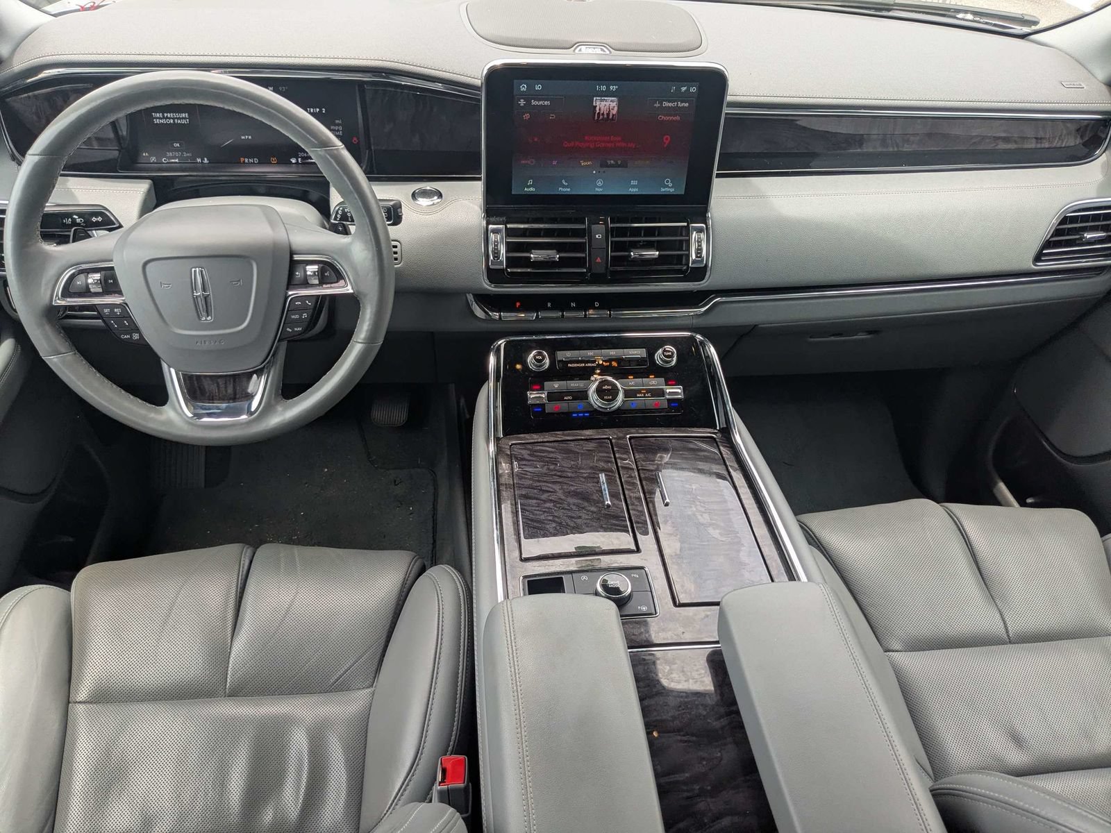 Used 2021 Lincoln Navigator L Reserve AWD/4WD image 17