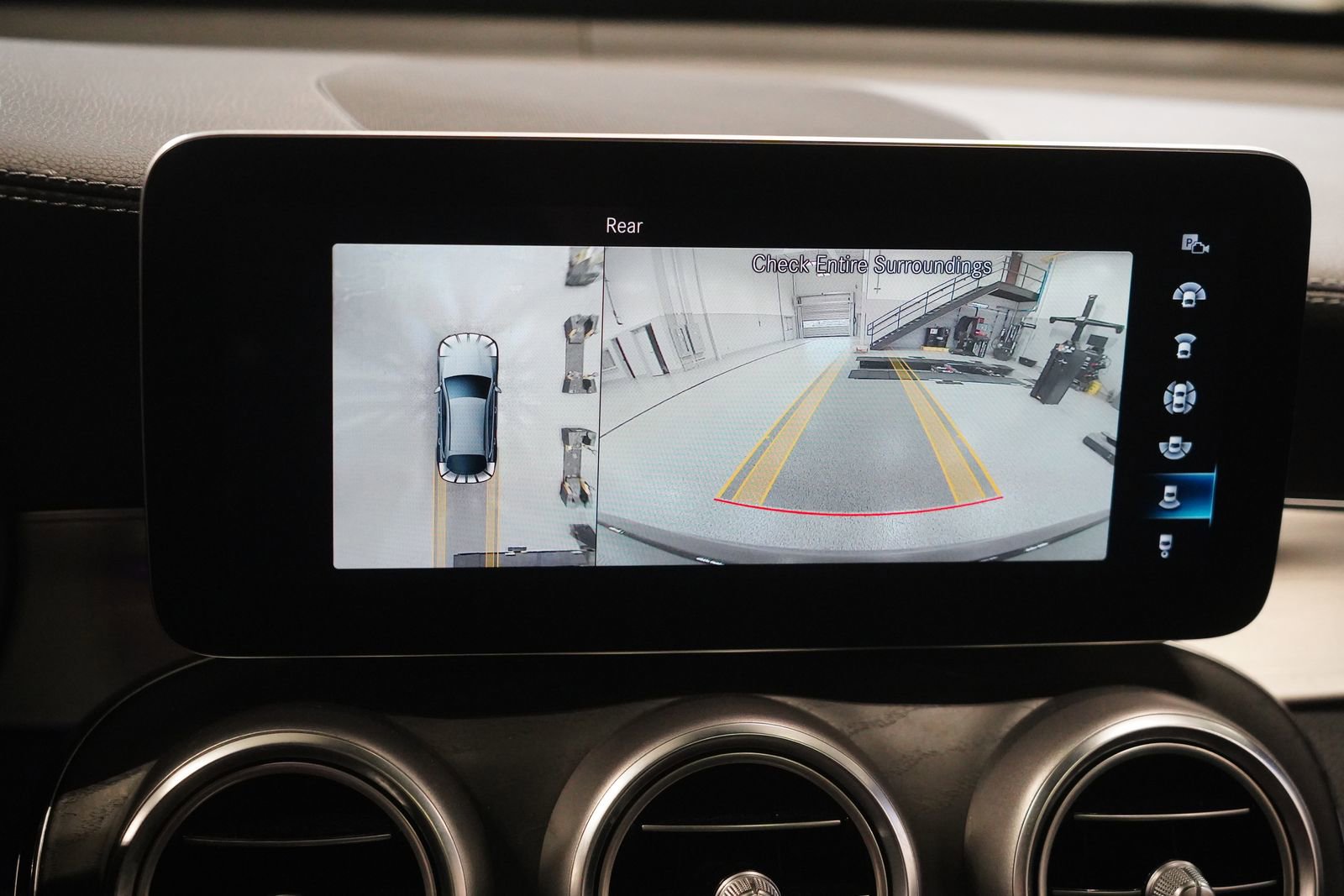 Certified 2022 Mercedes-Benz GLC 300 4MATIC Coupe image 24