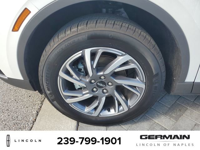 New 2026 Lincoln Corsair Premiere image 12