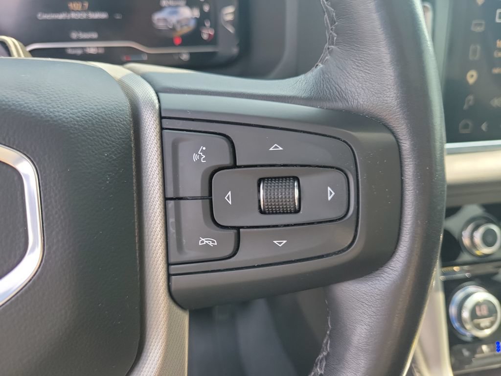 Used 2023 GMC Yukon XL Denali w/ Denali Reserve Package AWD/4WD image 24