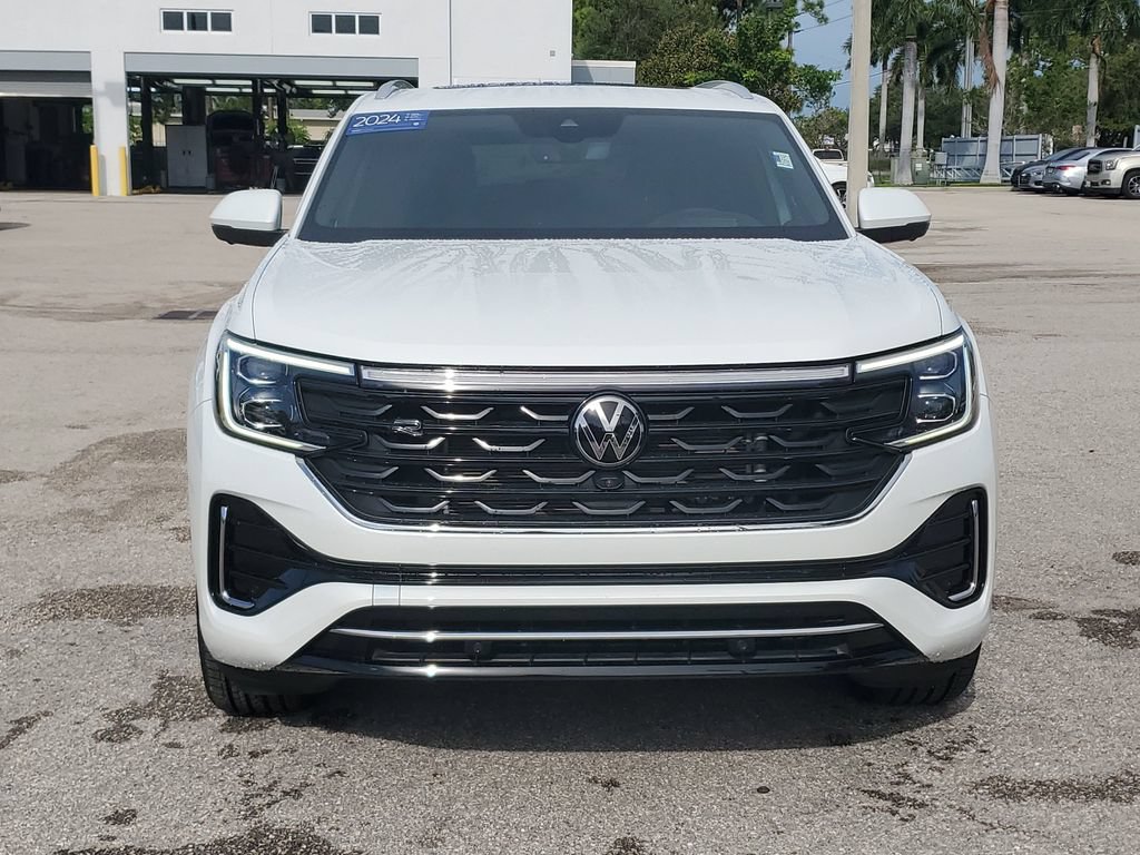 Certified 2024 Volkswagen Atlas Cross Sport SEL Premium R-Line AWD/4WD image 10