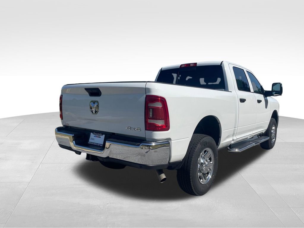 Used 2024 RAM 2500 Tradesman w/ Chrome Appearance Group AWD/4WD image 5