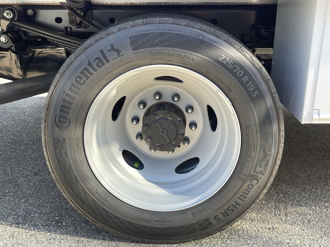 New 2026 Ford F550 2WD SuperCab Super Duty image 11