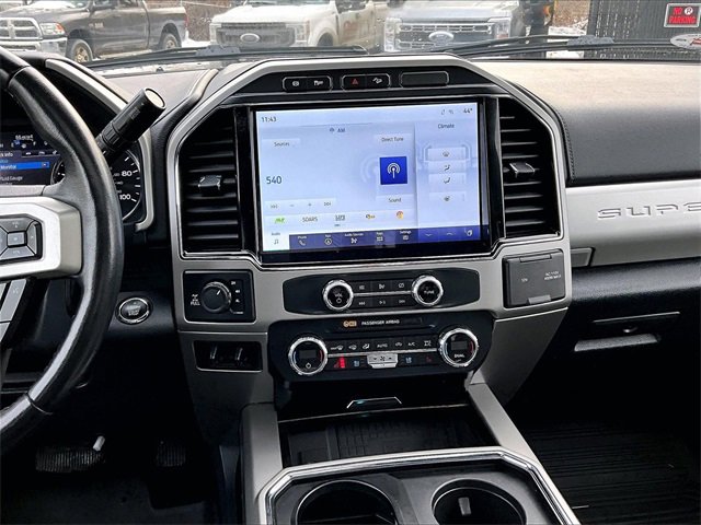 Used 2022 Ford F350 Lariat w/ Lariat Ultimate Package image 6