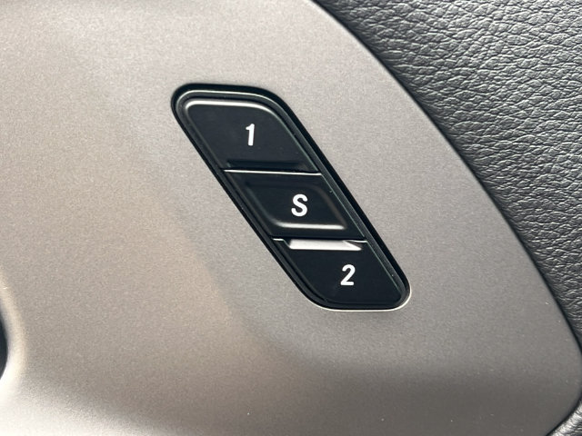 New 2027 Chrysler Pacifica Select AWD/4WD image 16