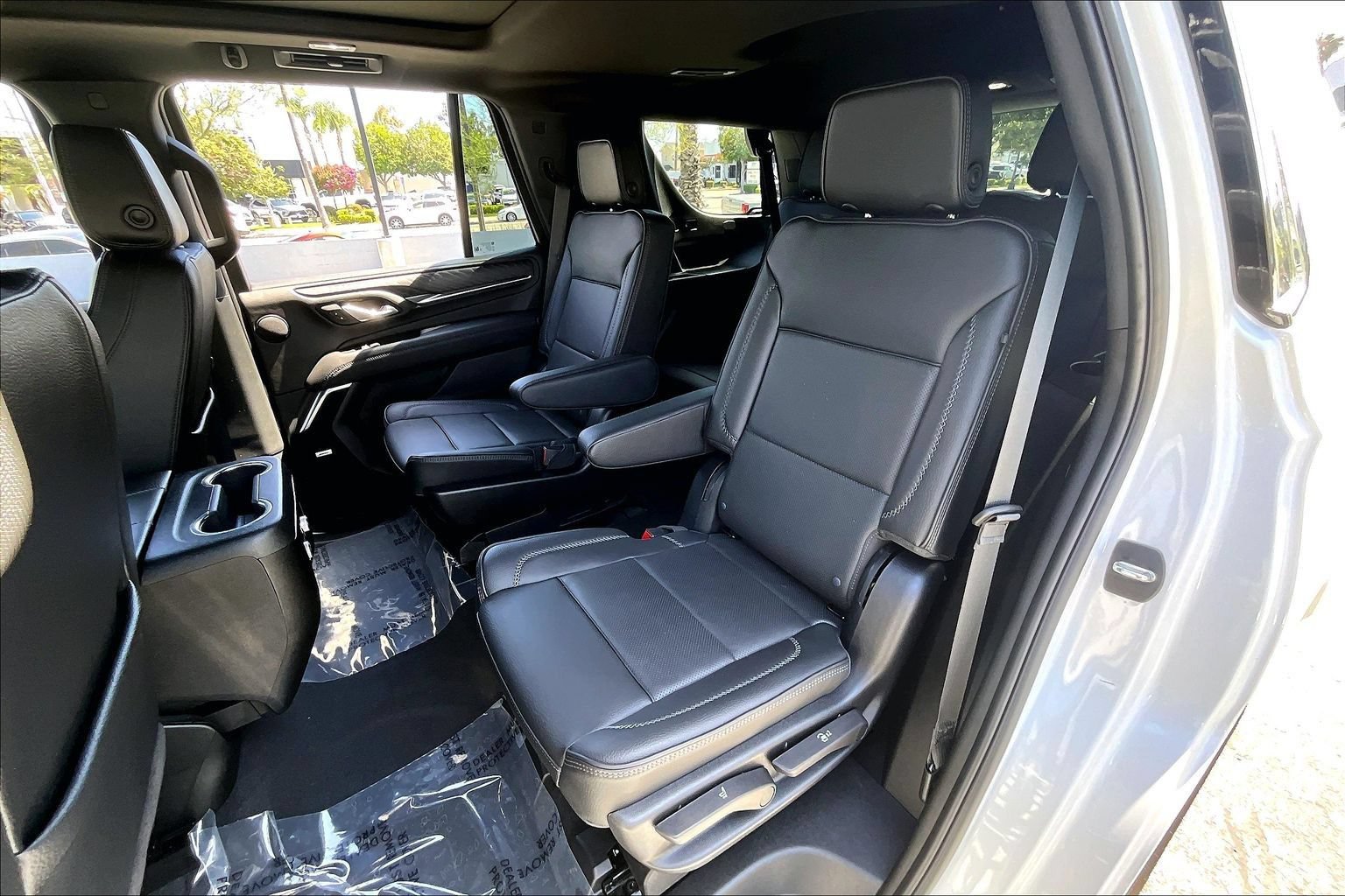 Used 2024 GMC Yukon Denali AWD/4WD image 19