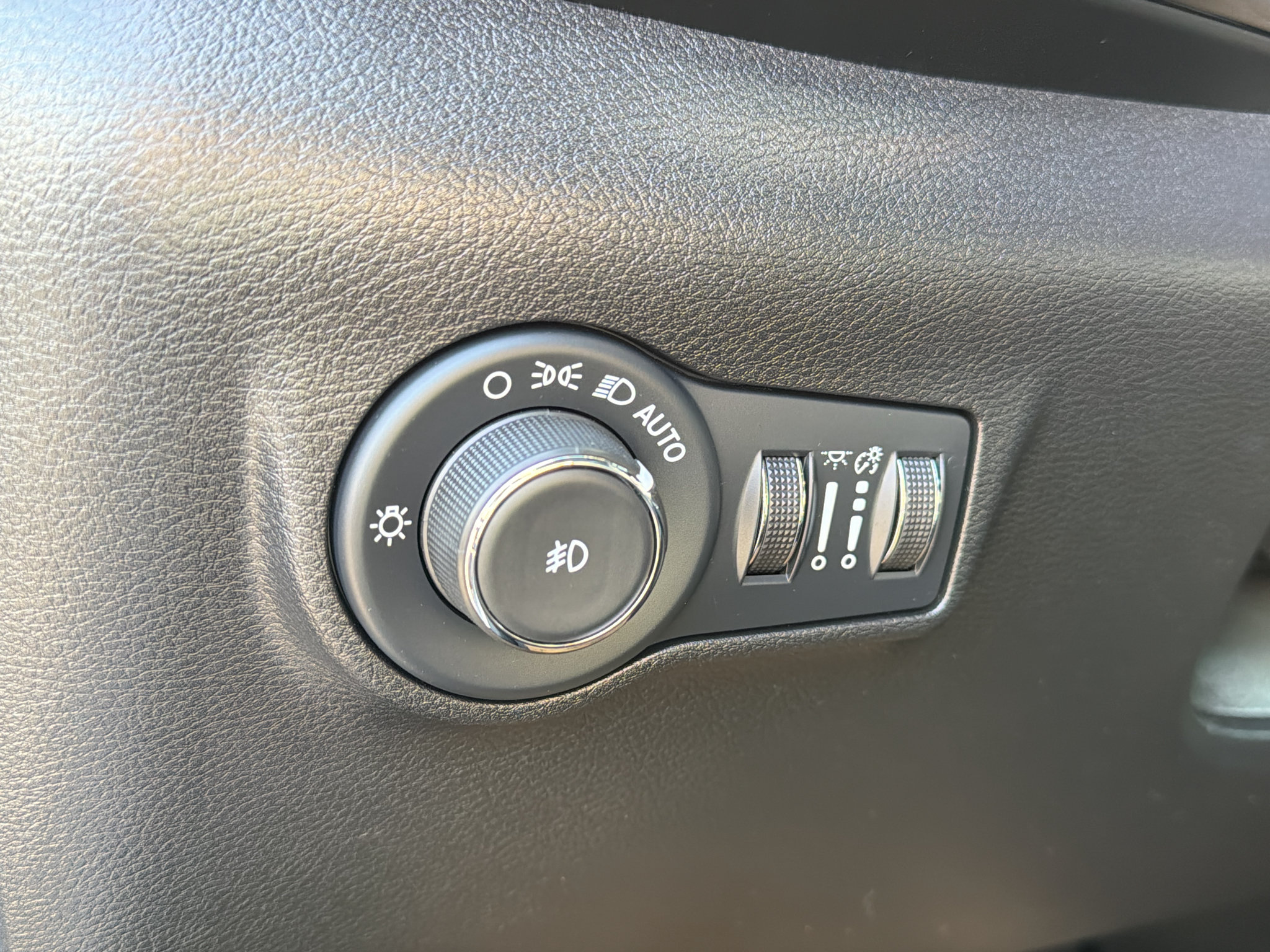 Used 2022 Jeep Compass Latitude w/ Convenience Group AWD/4WD image 14